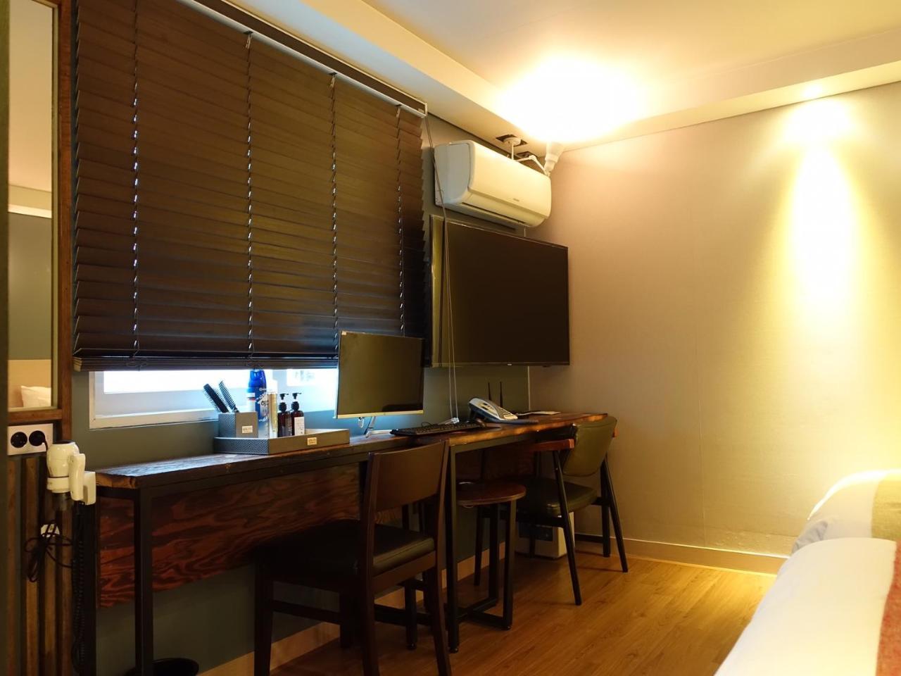 Ulsan Hotel 109 Екстериор снимка